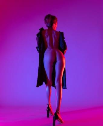 Анкета проститутки Василиса - город Улан-Хол, 20 лет, №688